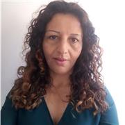 Profesora de educación especial con enfasis problema de aprendizaje enfocado al enseñanza del español